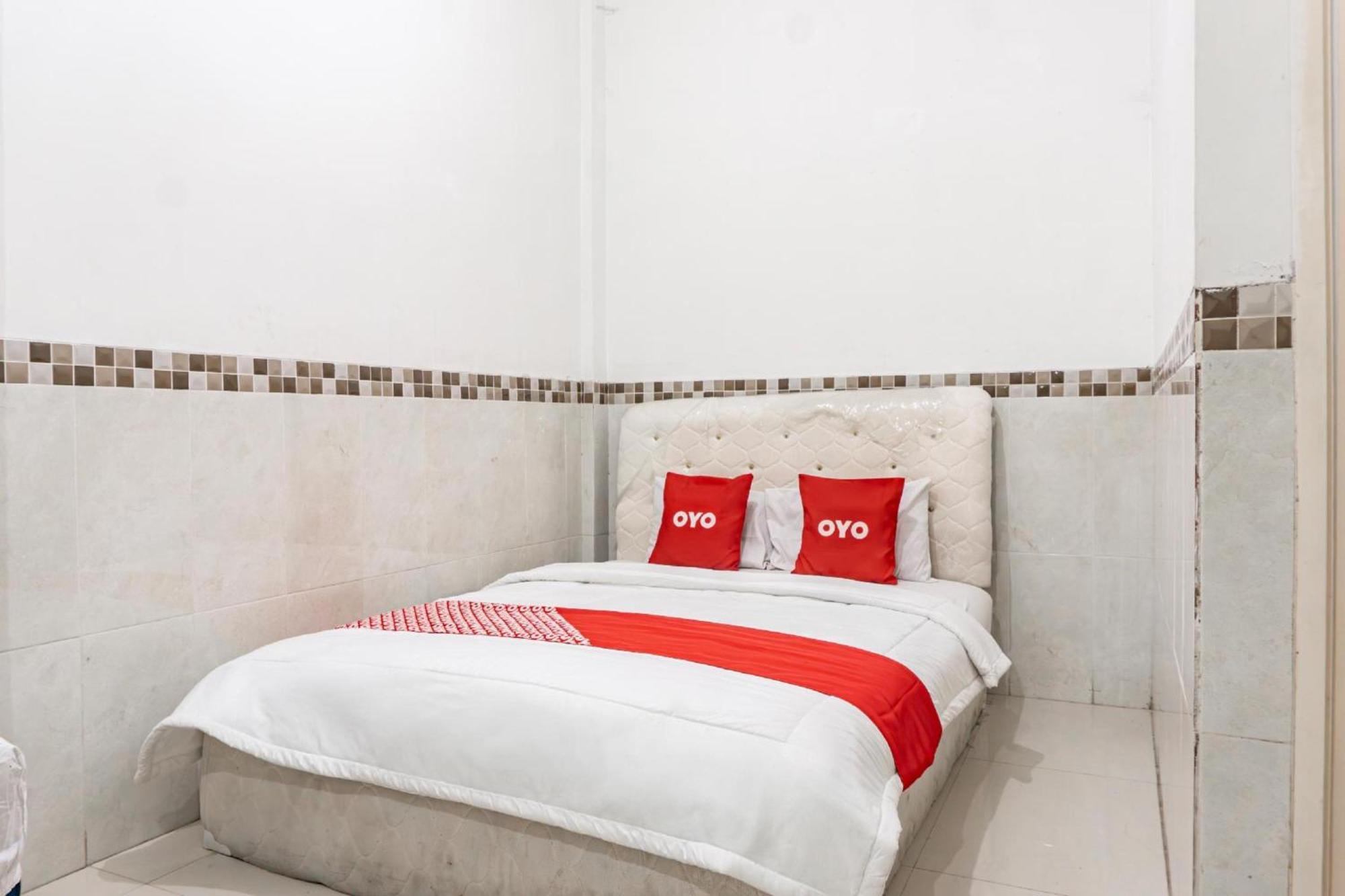 Hotel O Rajabasa Near Universitas Lampung Formerly Hotel Prasetya บันดาร์ ลัมปุง ภายนอก รูปภาพ